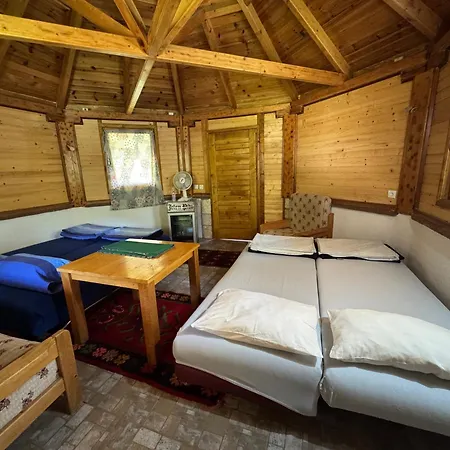 Rafting Kamp Dvije Vrbe 福查