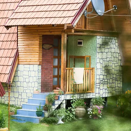 Campsite Rafting Kamp Dvije Vrbe 3*
